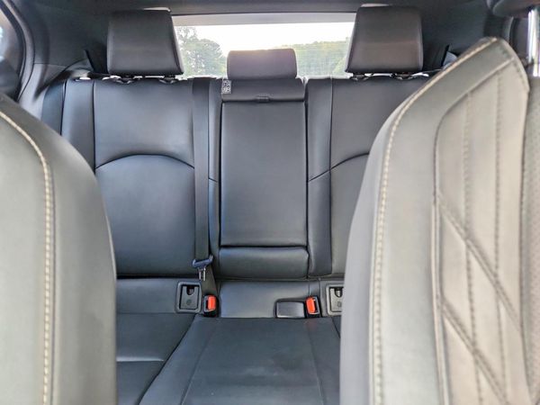 2023 LEXUS UX 250h Premium