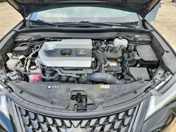 2023 LEXUS UX 250h Premium