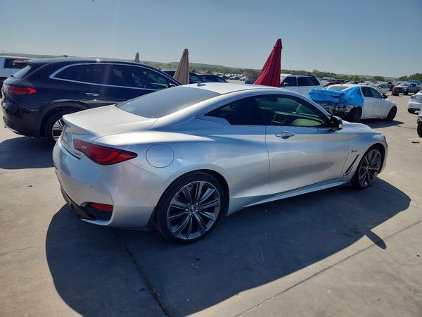 2017 INFINITI Q60
