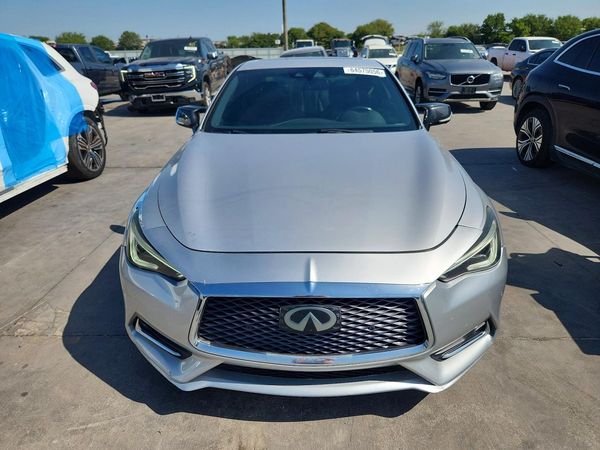 2017 INFINITI Q60