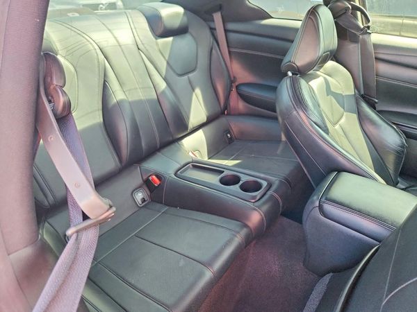 2017 INFINITI Q60