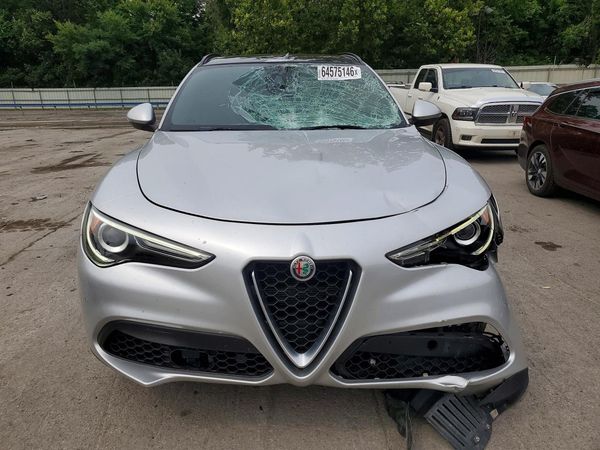 2018 ALFA ROMEO STELVIO