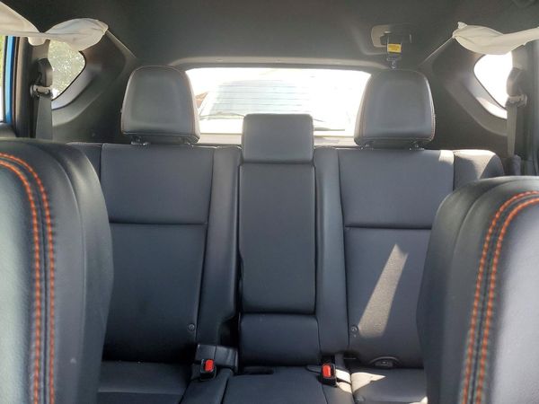 2018 TOYOTA RAV4 SE
