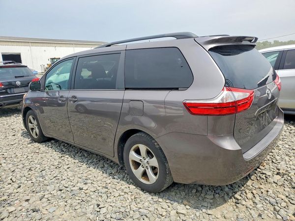 2015 TOYOTA SIENNA