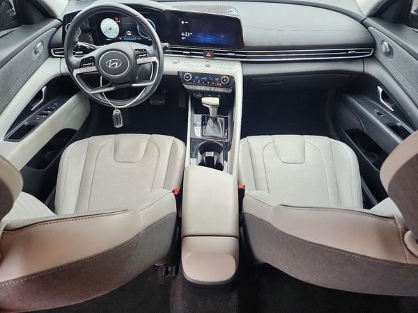 2021 HYUNDAI ELANTRA Limited