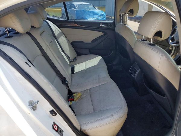 2014 KIA CADENZA EX