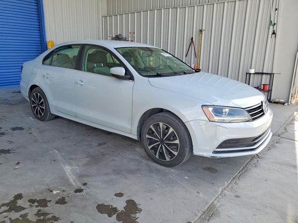2017 VOLKSWAGEN JETTA