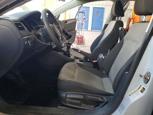 2017 VOLKSWAGEN JETTA