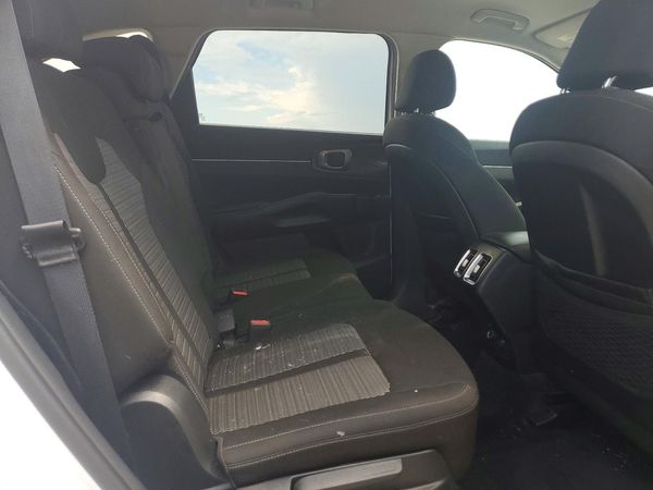 2021 KIA SORENTO LX