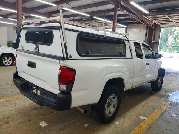 2020 TOYOTA TACOMA SR5