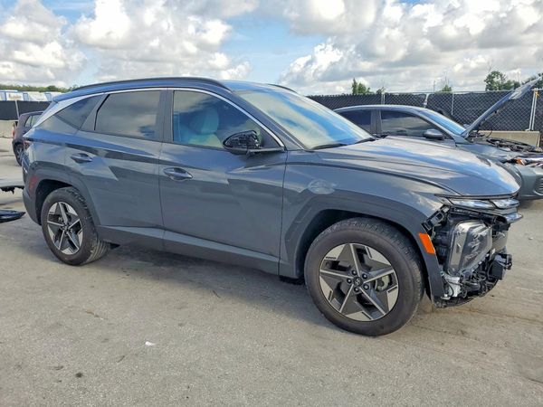 2025 HYUNDAI TUCSON
