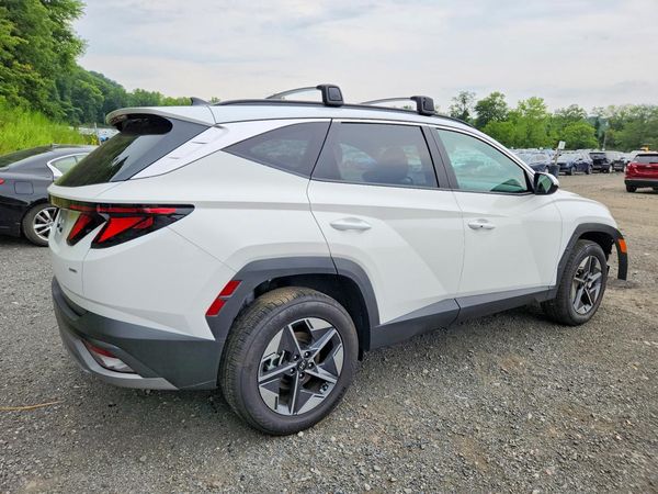 2026 HYUNDAI TUCSON SEL, SEL Plus