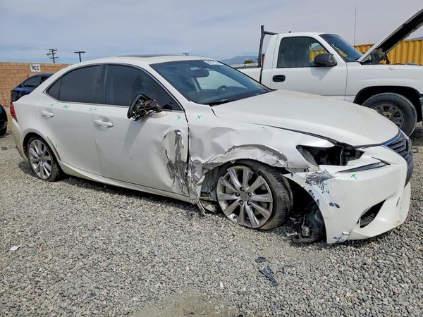 2016 LEXUS IS
