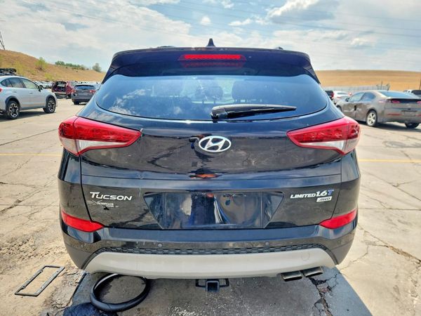2017 HYUNDAI TUCSON