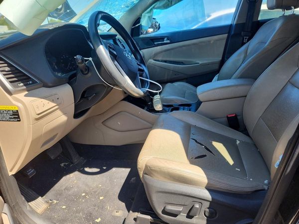 2017 HYUNDAI TUCSON