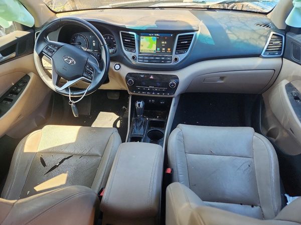 2017 HYUNDAI TUCSON