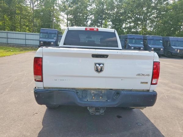 2018 RAM 1500 ST