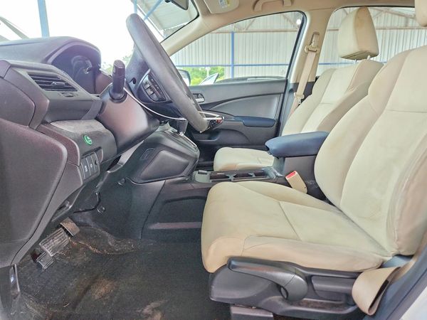 2015 HONDA CRV LX