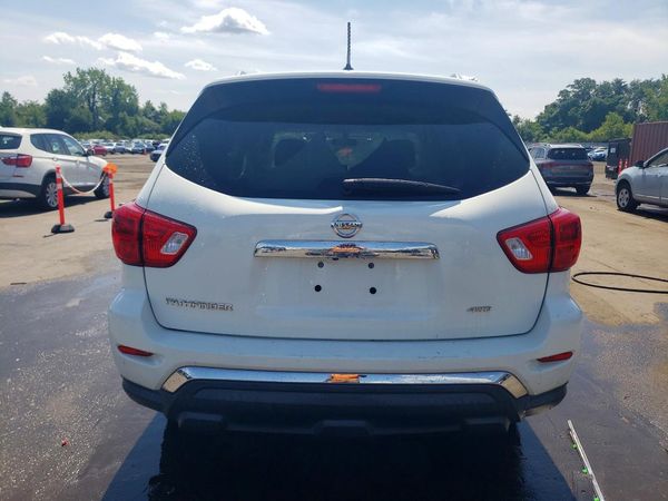 2018 NISSAN PATHFINDER