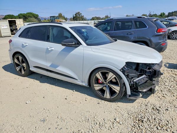 2025 AUDI SQ5