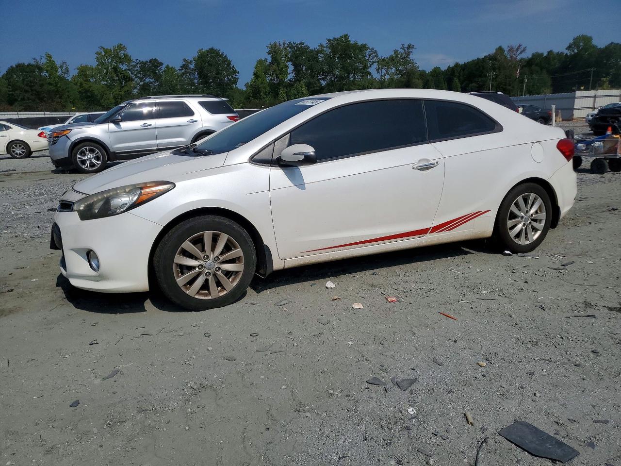 2015 KIA FORTE KOUP