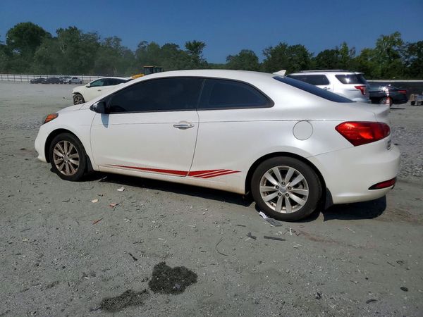 2015 KIA FORTE KOUP