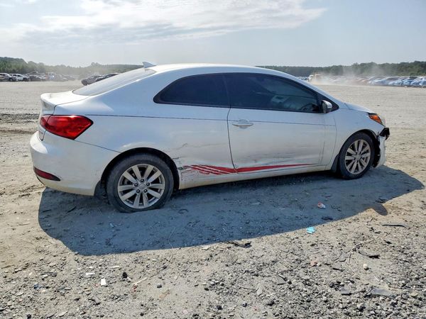 2015 KIA FORTE KOUP