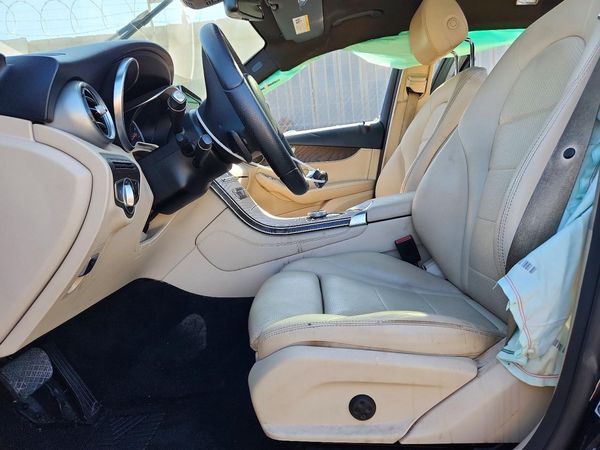 2018 MERCEDES-BENZ GLC-CLASS GLC300 — DENT