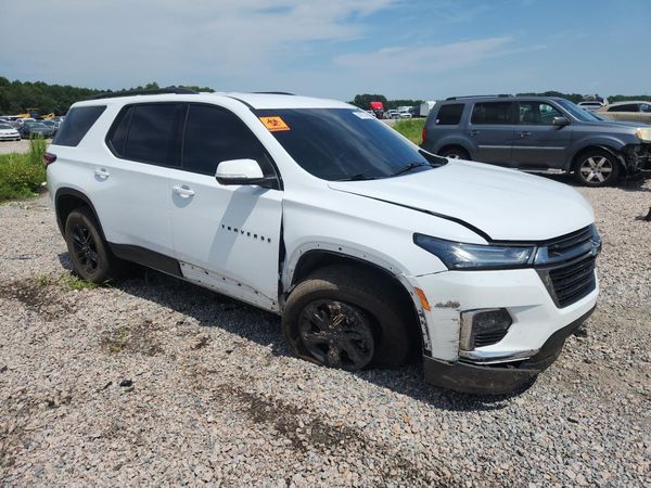 2023 CHEVROLET TRAVERSE LT