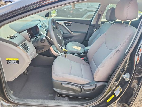 2013 HYUNDAI ELANTRA