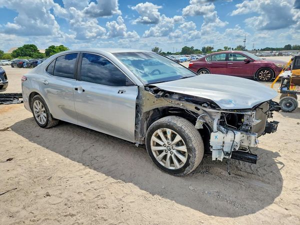 2018 TOYOTA CAMRY L/LE/SE/XLE