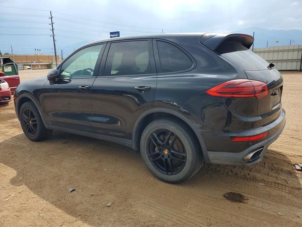 2016 PORSCHE CAYENNE