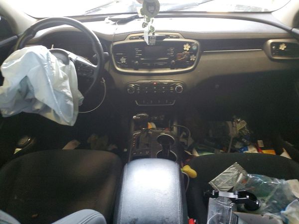 2016 KIA SORENTO L / LX