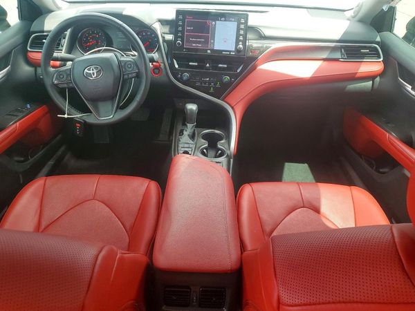 2024 TOYOTA CAMRY