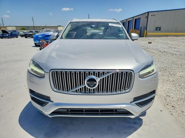 2018 VOLVO XC90