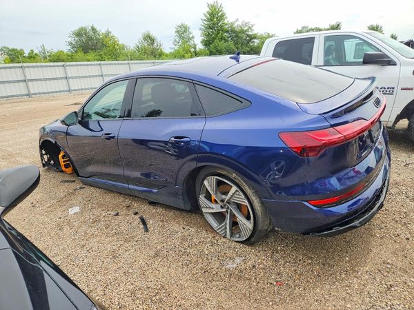 2022 AUDI E-TRON quattro Prestige