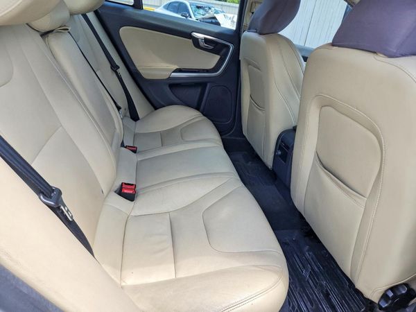 2017 VOLVO S60 Dynamic