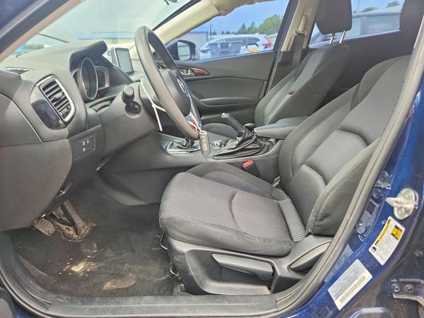 2016 MAZDA 3 Sport/GX