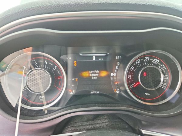 2015 DODGE CHALLENGER SXT