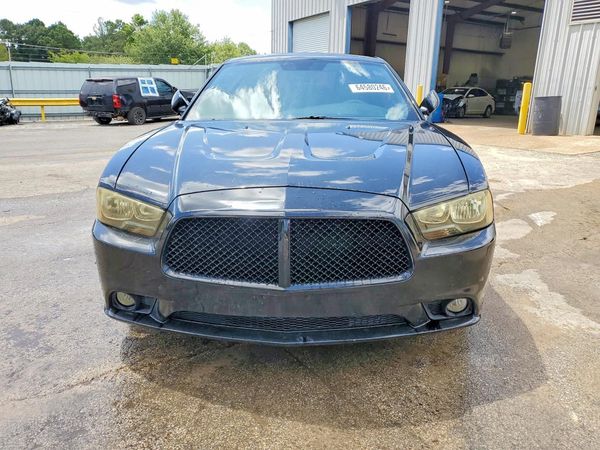 2013 DODGE CHARGER SE
