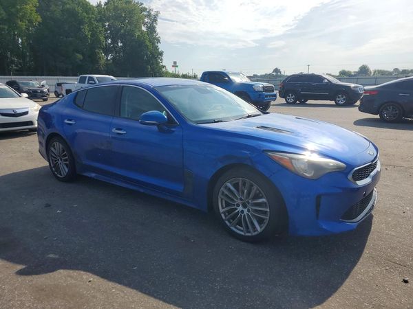 2018 KIA STINGER
