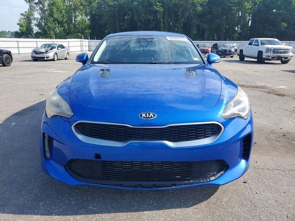 2018 KIA STINGER