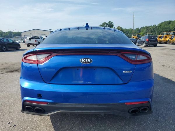 2018 KIA STINGER