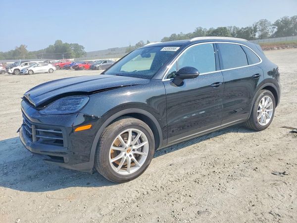 2025 PORSCHE CAYENNE