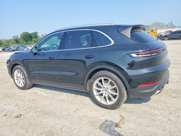 2025 PORSCHE CAYENNE
