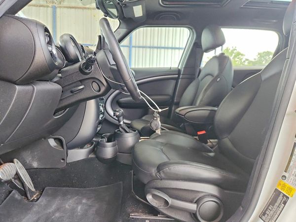 2015 MINI COOPER