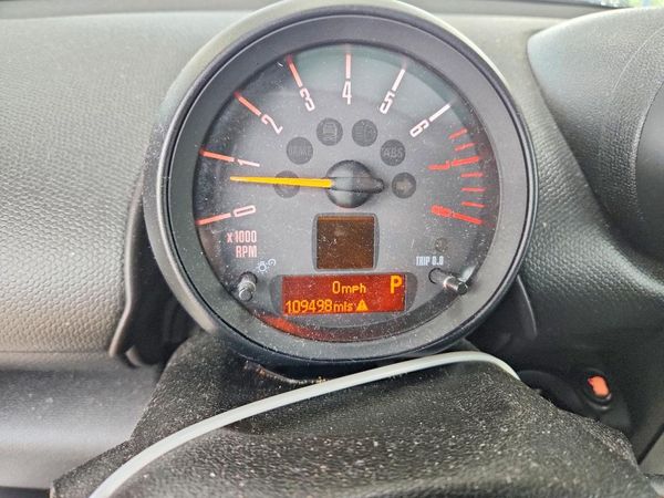 2015 MINI COOPER