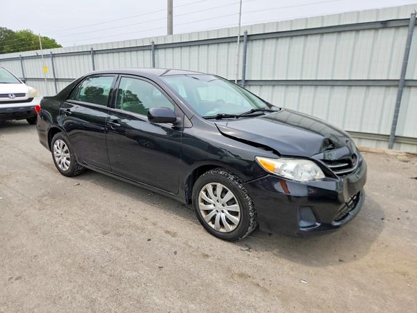 2013 TOYOTA COROLLA