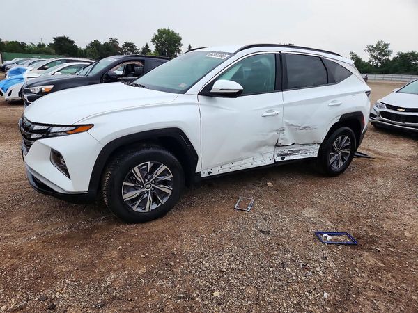 2022 HYUNDAI TUCSON
