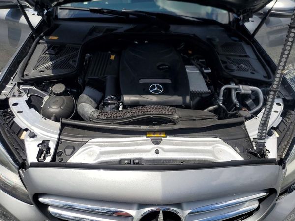 2016 MERCEDES-BENZ C C300 — Engine bay